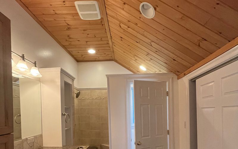 Bathroom Painting