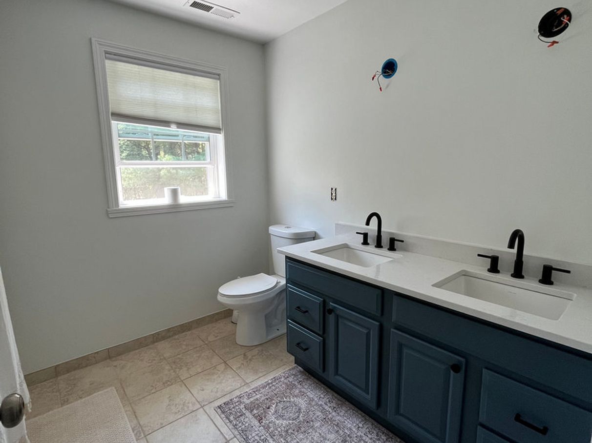 Painted bathroom vanity, comparison 2