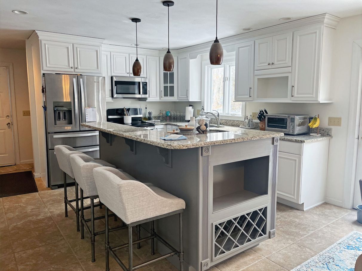 Painted kitchen cabinets, comparison 2