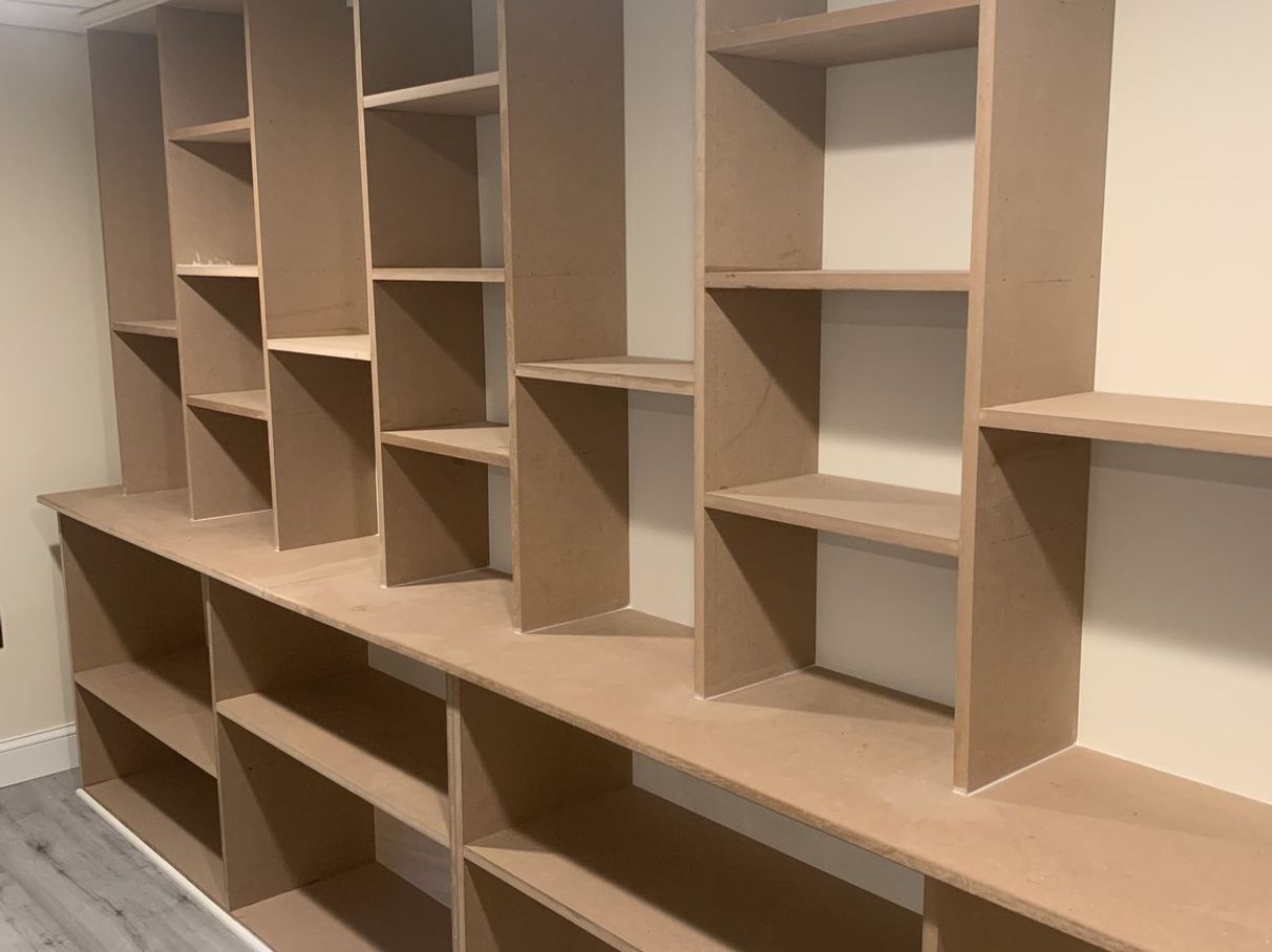Built-in shelving before painting, comparison 4