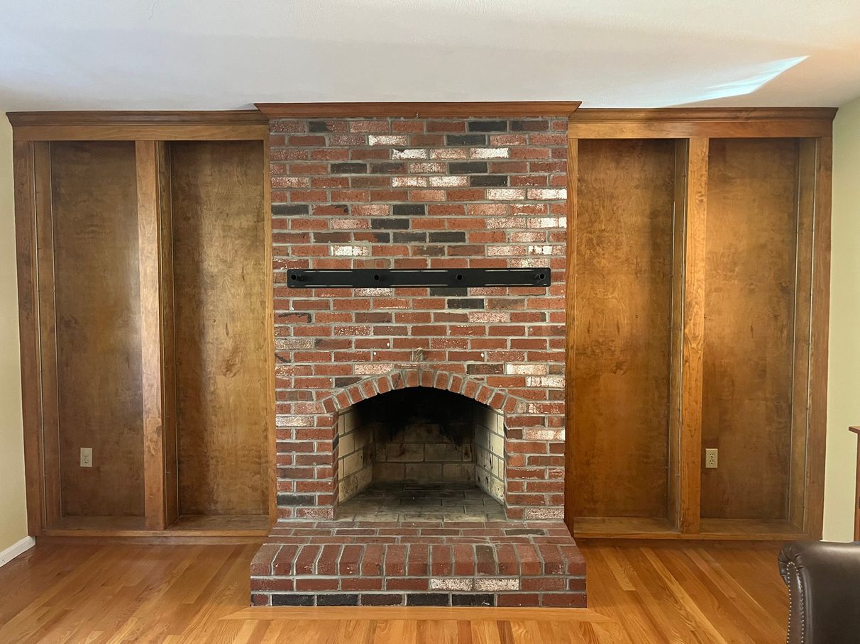 Fireplace surround before painting, comparison 5