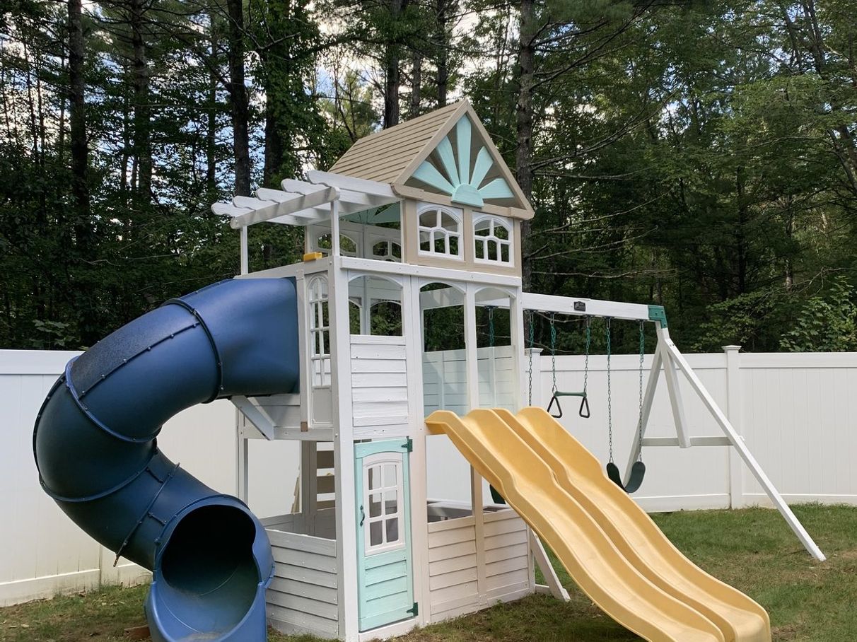 Painted outdoor playset, comparison 7