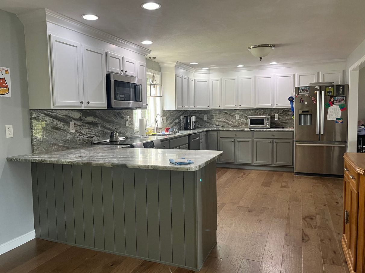 Painted kitchen cabinets, comparison 9